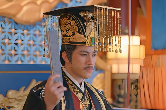 14年冷宫无人问，一朝得宠成女皇！小4岁的李治为何为她痴狂？