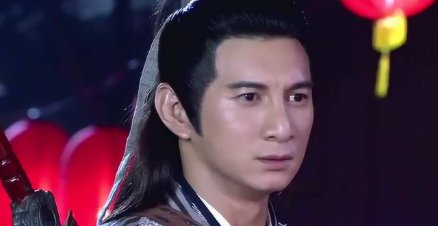 给宝剑起名字只服梁羽生，梁羽生笔下的十大名剑，金庸也写不出来