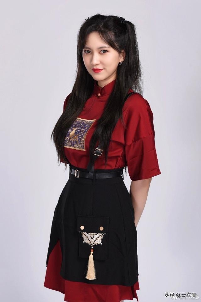 上海戏剧学院美女主持人林杰妮迷人美照欣赏，真好看