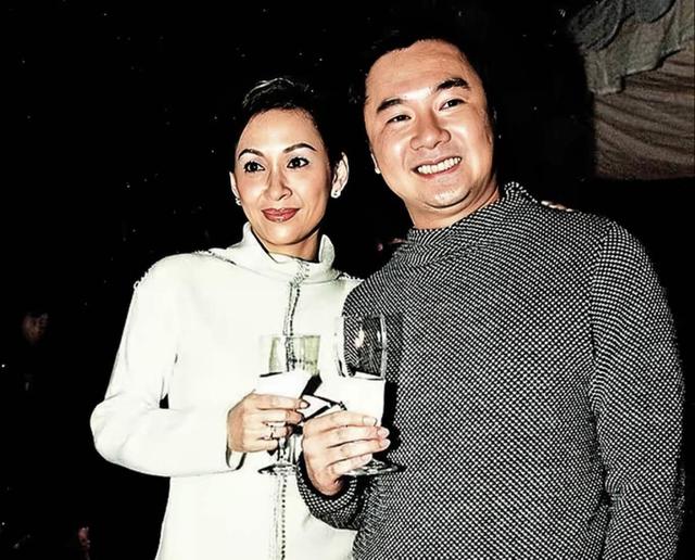 恭喜！周润发前妻余安安宣布再度当外婆，大女儿二胎平安生子