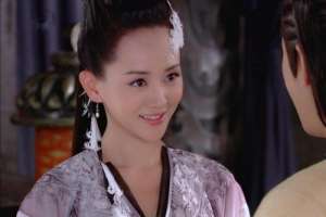 天涯明月刀明月心(还记得《天涯明月刀》里的明月心吗？她现在长这样)