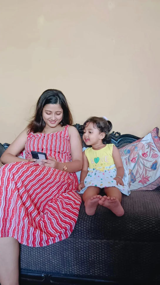 印度美女花期太短：19年爆红的17岁“油彩少女”，婚后胖到认不出