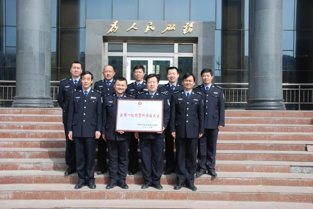 【警察节致敬英模】郑杰：儿子与我终于成了朋友