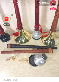 直播间里的“追梦人”:用手指作画的画家,吸引老铁传承唢呐文化