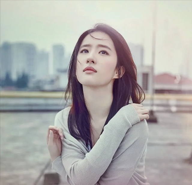 刘亦菲审美分析报告：中国人眼里的“神仙姐姐”到底有多能打？