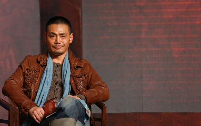 2009年李钰去世，男友汪雨为她扫墓十多年，她凭什么赢了赵薇张敏