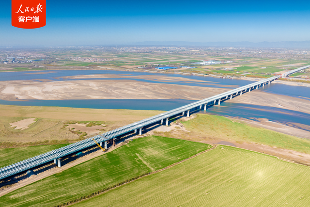 顺利合龙！又一大桥飞跃黄河