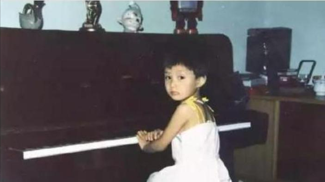 因生不出孩子被踢出豪门，二婚后却儿女双全，这次她终于扬眉吐气