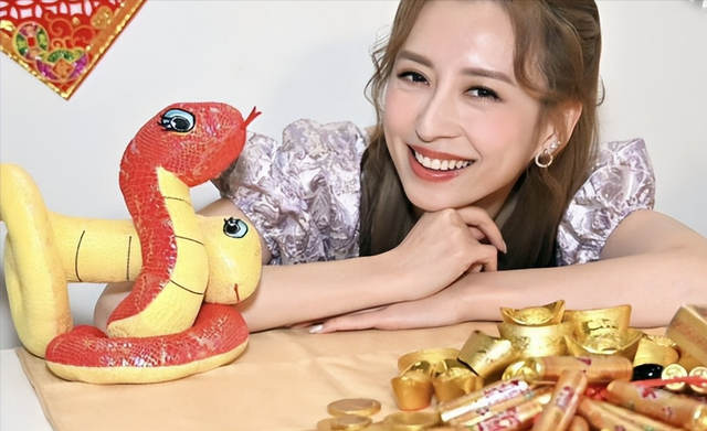 视后龚嘉欣自曝渴望爱情，不排除今年闪婚，却再次被质疑情商低