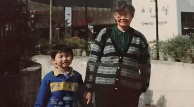 张若昀与父亲张健的恩怨始末，以及他的跌宕上位史