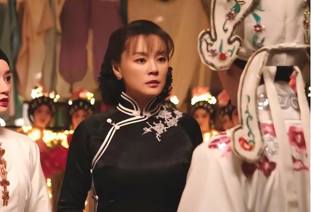 梁爱琪:成名背后有艰辛,46岁婚姻成谜