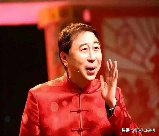 冯巩过67岁生日，多位学生们为他庆祝，贾玲也到现场，身材纤瘦