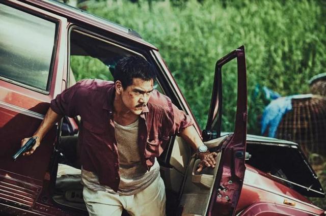 彭于晏：小时候太胖被嘲笑，刚出道背几千万债务，出道18年0黑料