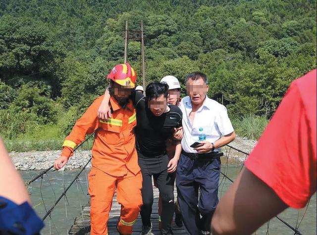 “驴友”之死:组织者无资质,一遇难者是“家族第一个大学生”