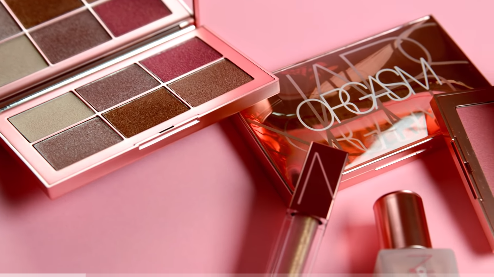 高潮红、深喉红…为什么这么污的颜色却如此好看？浅谈NARS