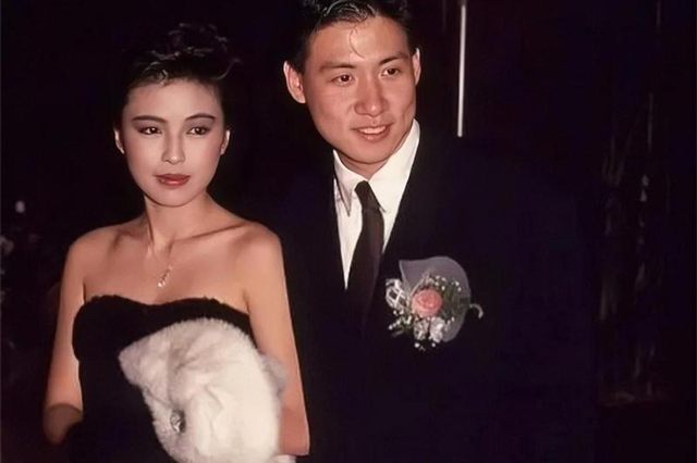 张学友化身拼命三郎，重新出发开百场演唱会，只妻子败光20亿？