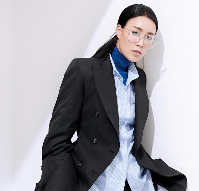 吴京原来出身贵族，那英是慈禧的后裔？曾经的满族八大姓都去哪了