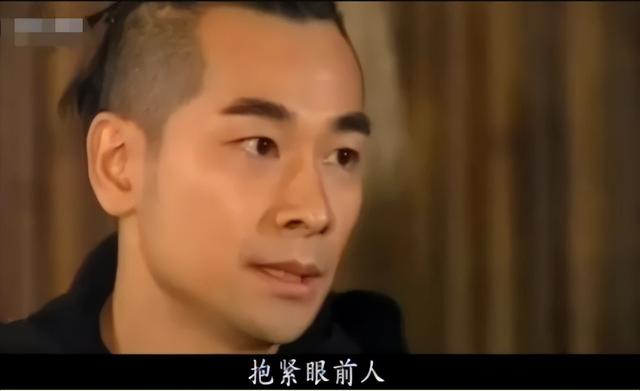 临终前，梅艳芳一袭婚纱嫁给舞台，告诉前男友赵文卓：抱紧眼前人