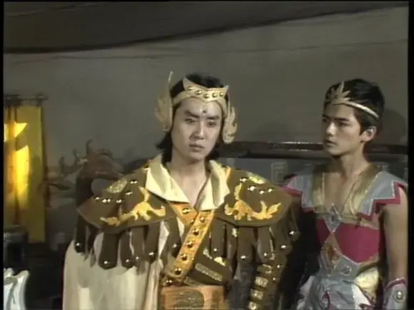 90版《封神榜》，尺度吊打现在的古装剧，那时的恐怖片真敢拍