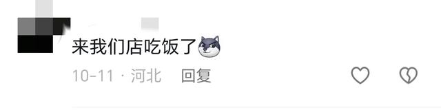 窦唯现状曝光：隐居阿那亚，秃顶头发花白索性剃光头，偶尔会演出