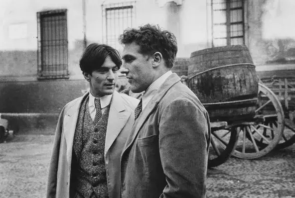 西方阶级斗争教科书：被封禁的《1900》