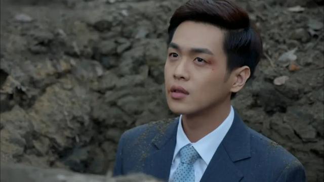 《麻雀》：为假妻子赔上真心，被活埋的唐山海成了观众的白月光