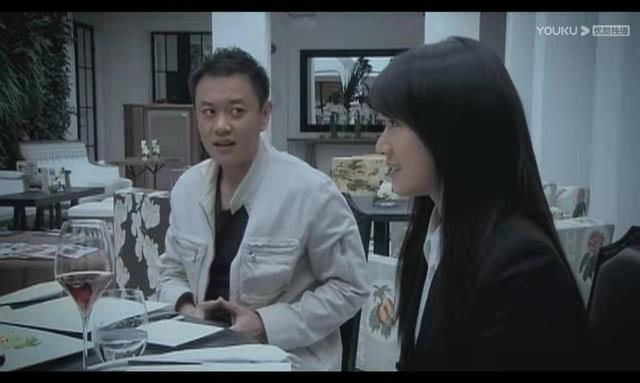 再看《蜗居》，我发现海藻能当小三，背后的推手竟然是她的老板