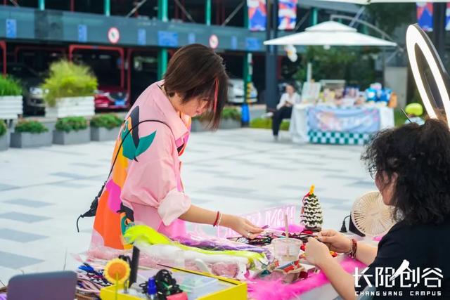 银幕漂流计划×长阳乐市!来长阳创谷赴一场艺术盛宴