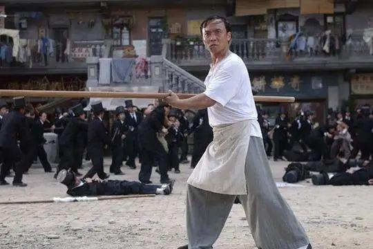 《功夫》:周星驰的封神之作