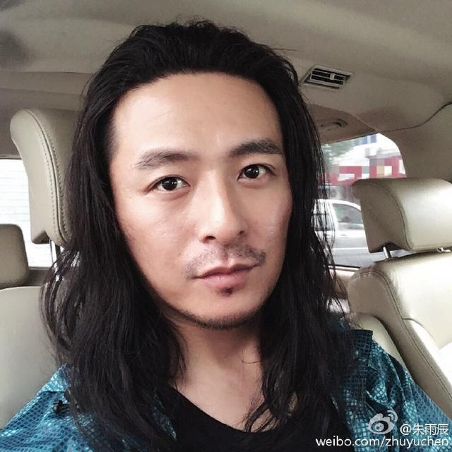 他是汤唯的前男友，是《奋斗》中的华子，如今你还认得他么？