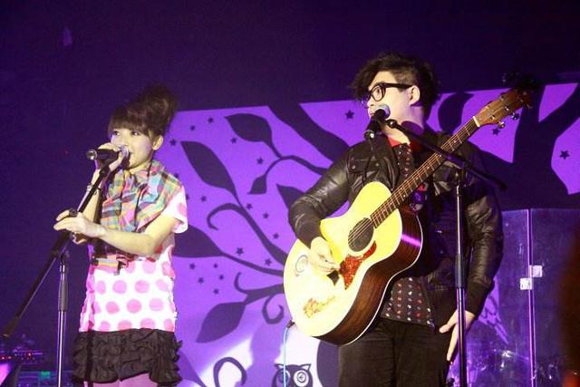 记得《幕后玩家》的DA姐黄山怡吗,一个因拍戏被遗忘的实力歌手