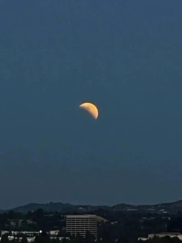 好圆!好大!好美