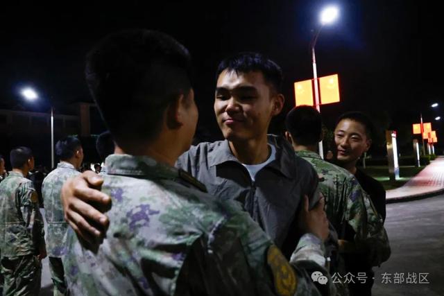 最后一道军令：送战友！