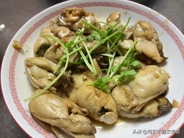 大年初二，广东女子回娘家做一桌子菜，母亲却不高兴：太浪费了