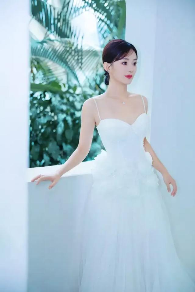 中国娱乐圈最清纯的女明星排行榜，第一名简直是美爆了！