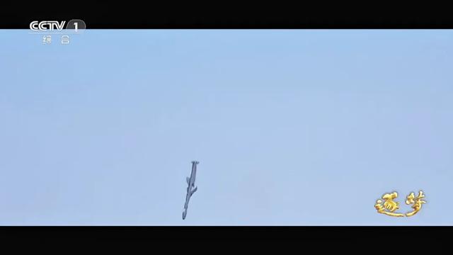 央视曝光，歼-16战斗机“神技”，电影《壮志凌云》剧情成现实？
