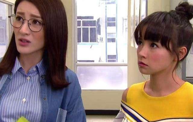 记得《幕后玩家》的DA姐黄山怡吗,一个因拍戏被遗忘的实力歌手