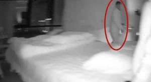 神秘男子(出租屋里惊现神秘男子人在老家的女主人看监控急了)