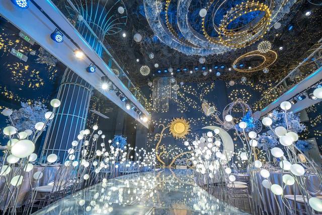 婚礼现场直播床上戏！（凤凰男2）