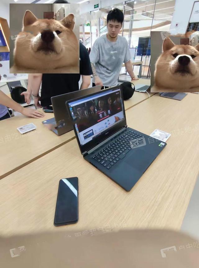 蒋劲夫近况曝光,胳膊大腿满是纹身被指吓人,打扮邋遢目光呆滞