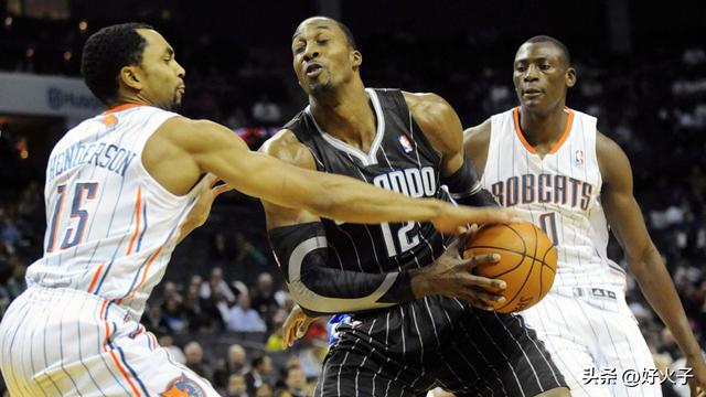 盘点：ChatGPT 列出的 NBA 历史上10大的假摔