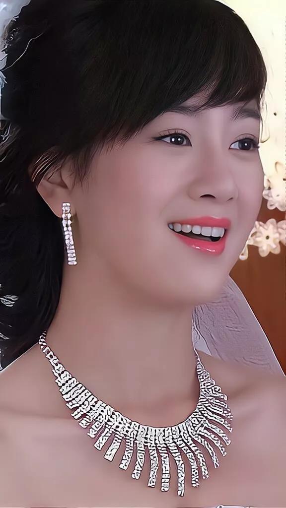 夏家三千金张檬——杨真真