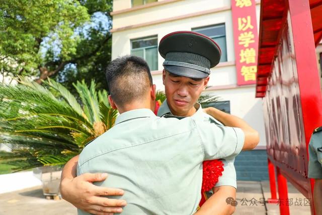 最后一道军令：送战友！