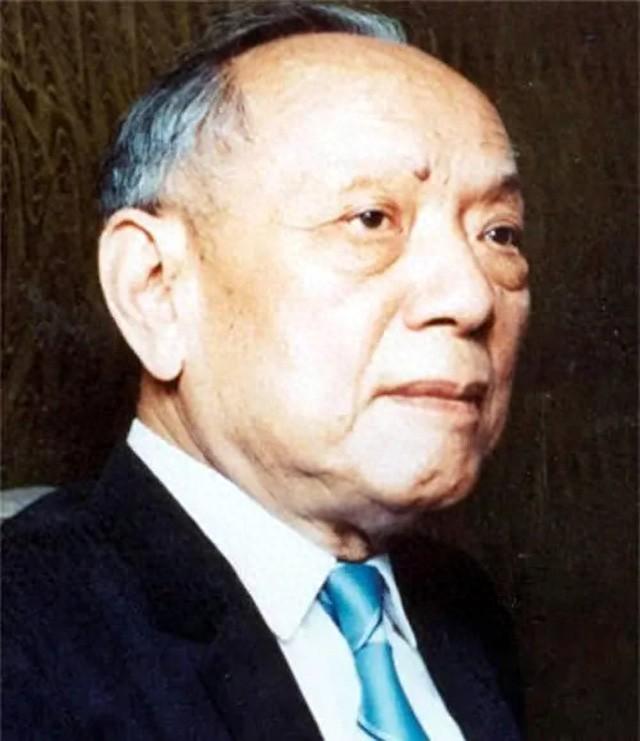 陈省身离别妻子后，再见时儿子已六岁，他当即许诺：此后生死不离