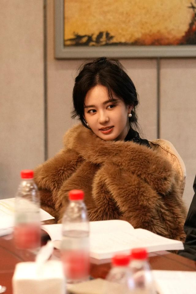 郑合惠子分享图片