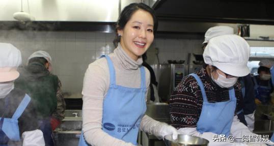 黄秀贞现状成迷 孪生姐妹搭档安在旭走红 却亲手毁掉自己演艺生涯