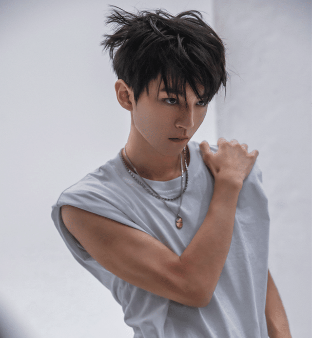 王俊凯和马思纯强强联合，新电影《断桥》官宣，年度烧脑悬疑大片