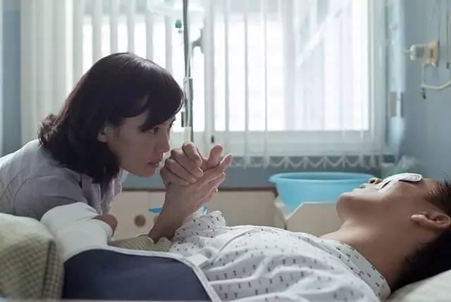 他的处女作帮助她战胜巩俐