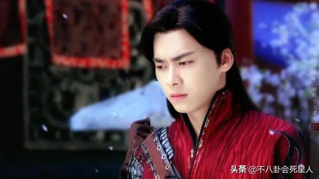 娱乐圈5位的木头帅哥,演技毫无灵气,看得人脚趾抓地