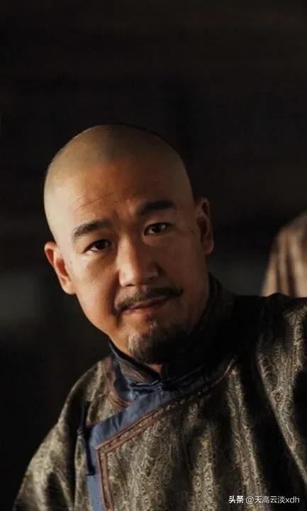 一梦一世界，一醒一春秋：评《苍河白日梦》的写作艺术